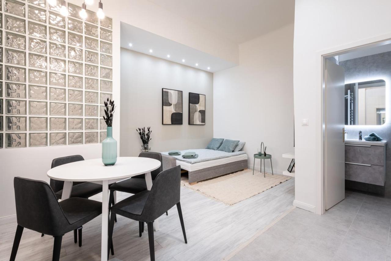 Kl31 - Urban Escape - Prime Location - Klauzal Square By Bqa Διαμέρισμα Βουδαπέστη Δωμάτιο φωτογραφία