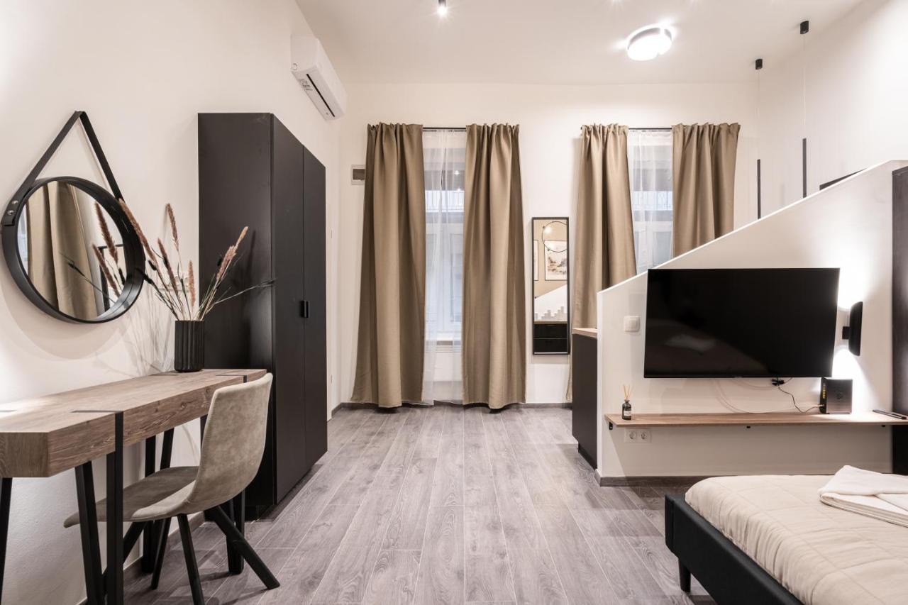 Kl31 - Urban Escape - Prime Location - Klauzal Square By Bqa Διαμέρισμα Βουδαπέστη Εξωτερικό φωτογραφία