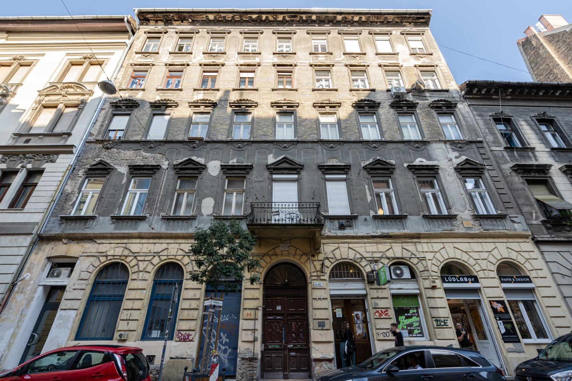 Kl31 - Urban Escape - Prime Location - Klauzal Square By Bqa Διαμέρισμα Βουδαπέστη Εξωτερικό φωτογραφία